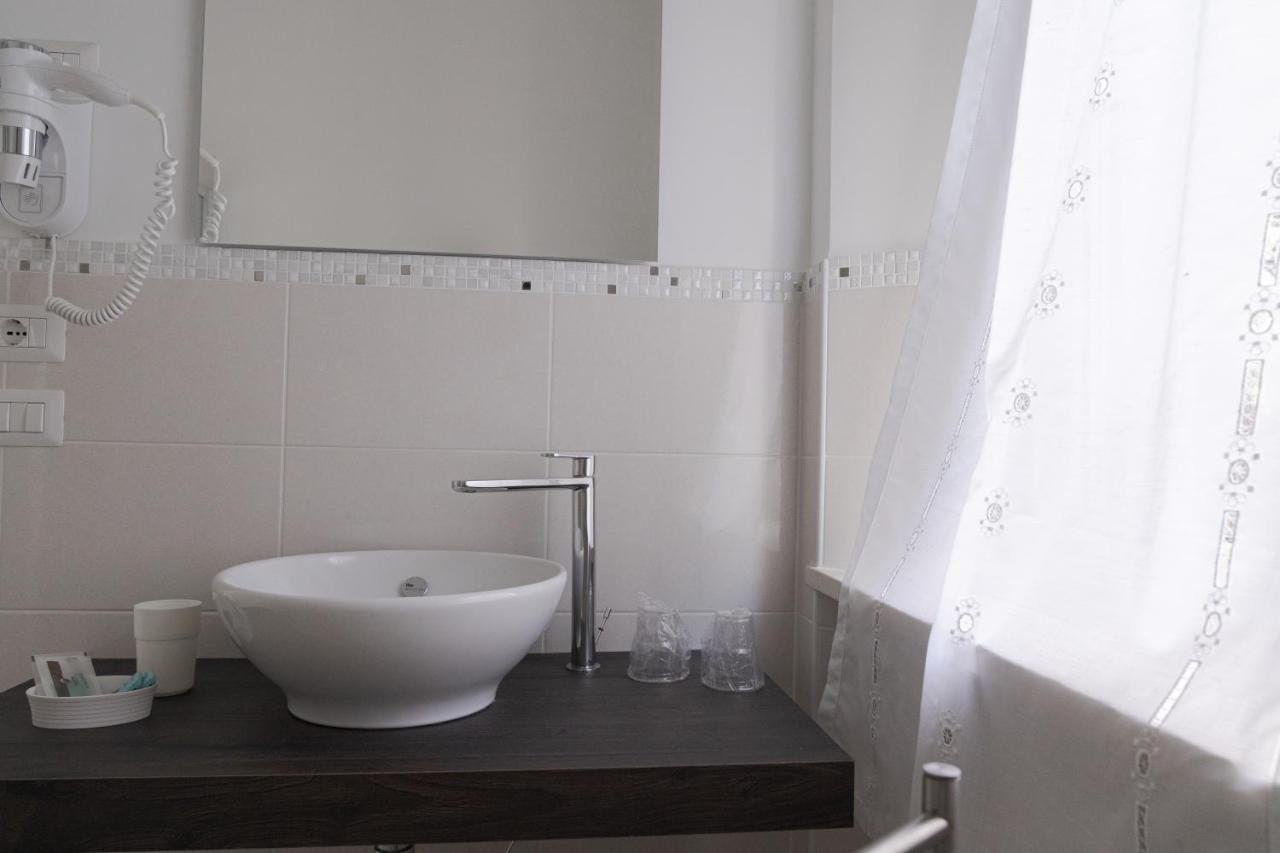 Camera Matrimoniale con Bagno Privato
