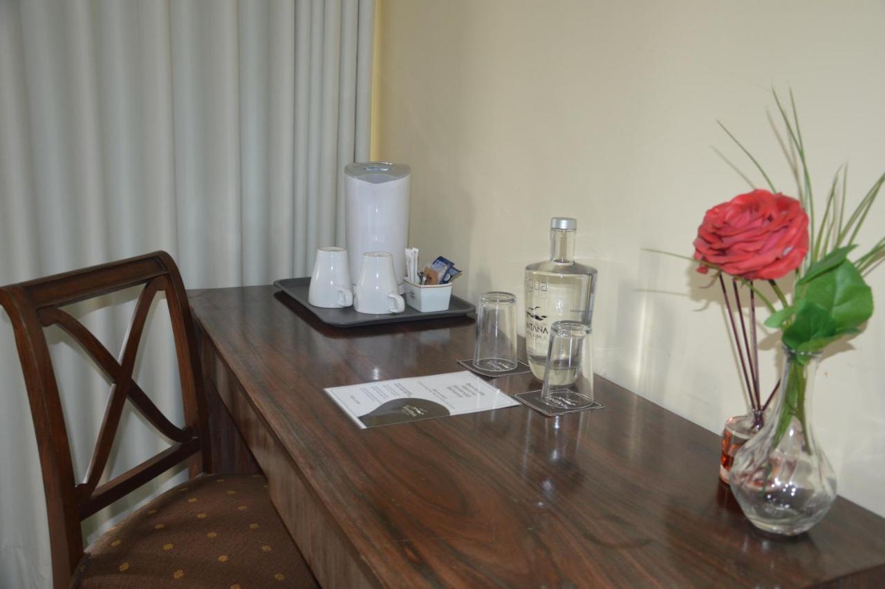 Quarto Twin com Varanda