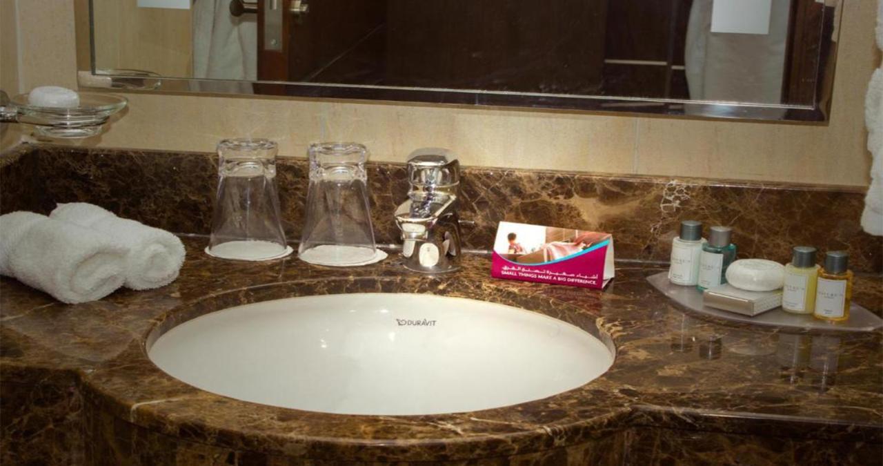 Standard King Room with City View - Non-Smoking