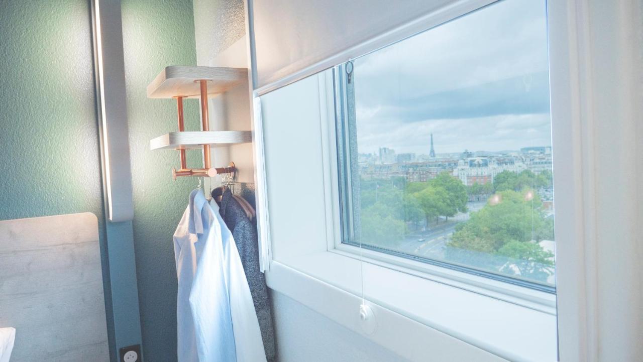 Quarto Triplo com 3 Camas de Solteiro