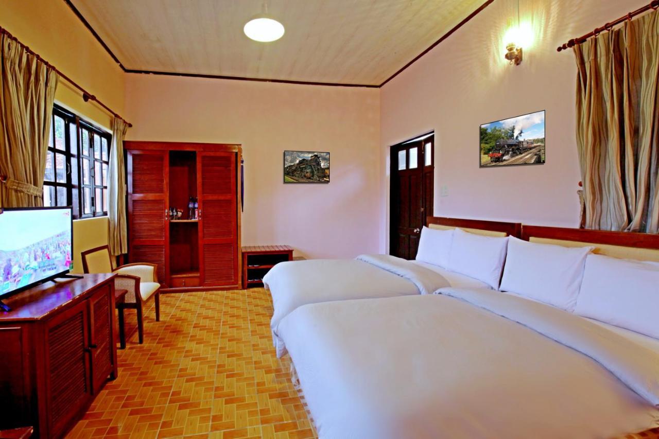Classic Twin Room