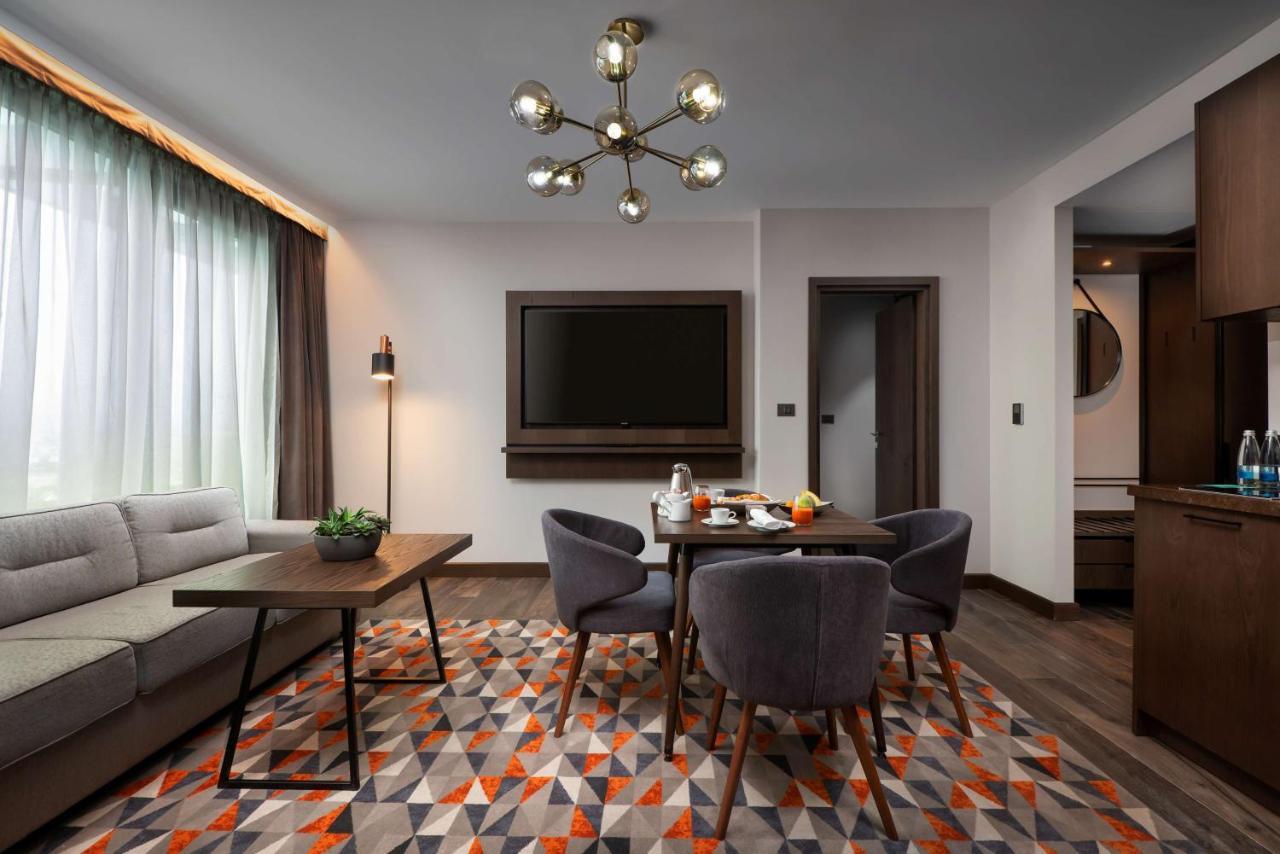 Suite Ambassador