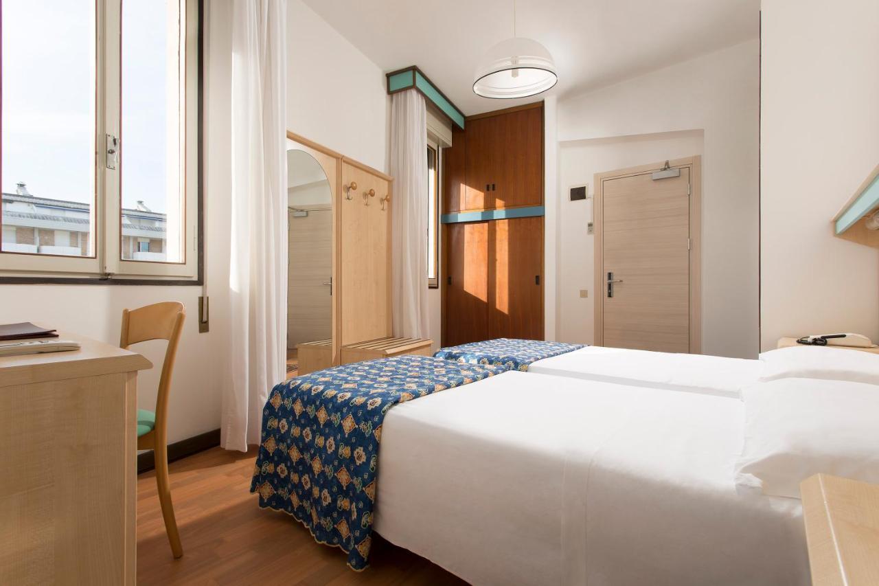 Family Room with Sea View,1670698545:JPEG