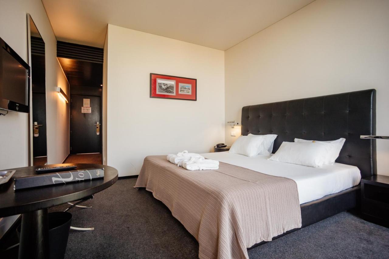 Quarto Duplo ou Twin (2 Adultos + 1 Criança)