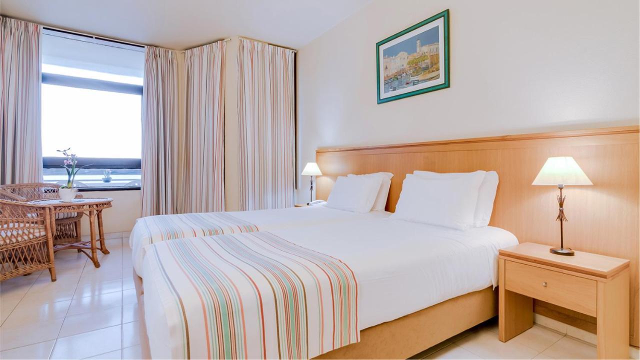 Quarto Twin