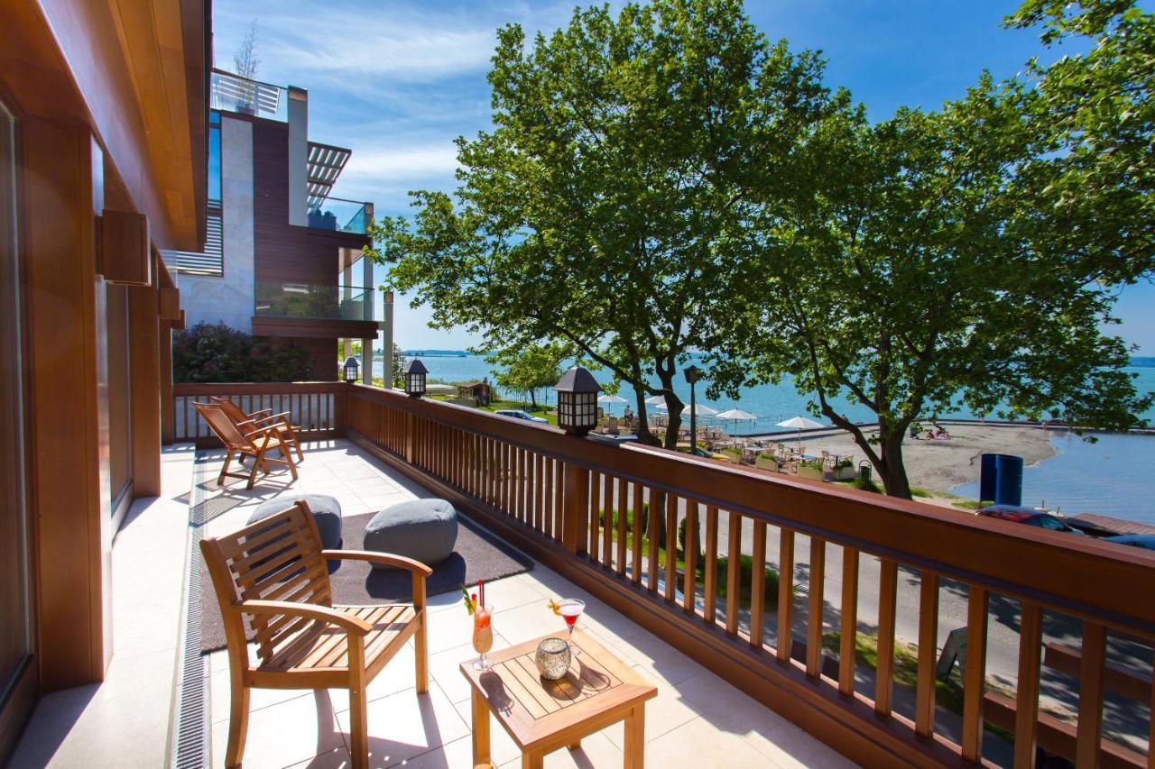 Suite Exécutive avec Grande Terrasse - Vue sur Lac