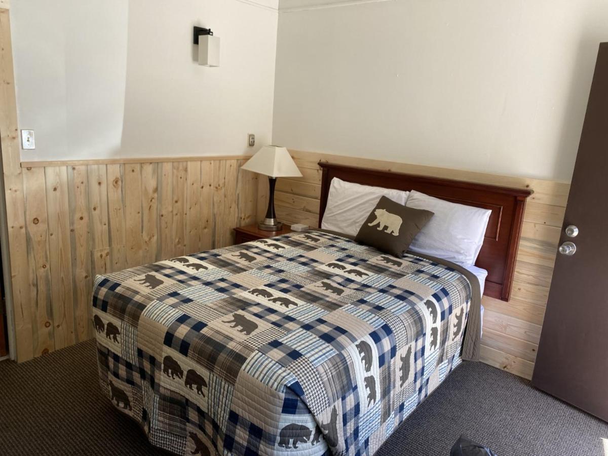 Budget Double Room,1117185081:JPEG