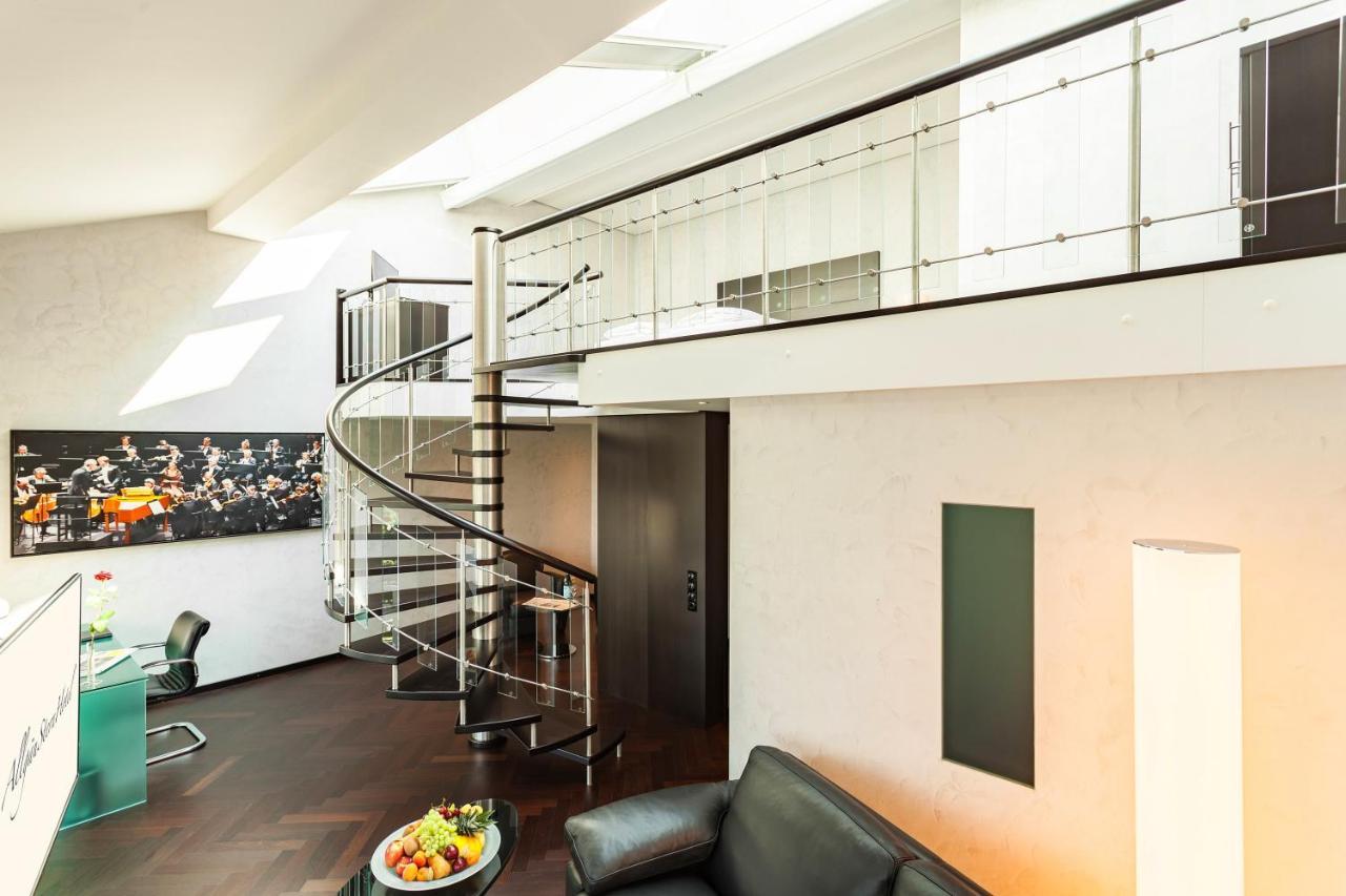 Deluxe Suite mit Whirlpool-Badewanne