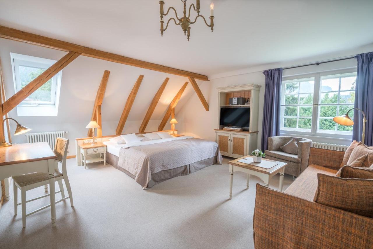 Double Room with Mountain View,1146225538:JPEG