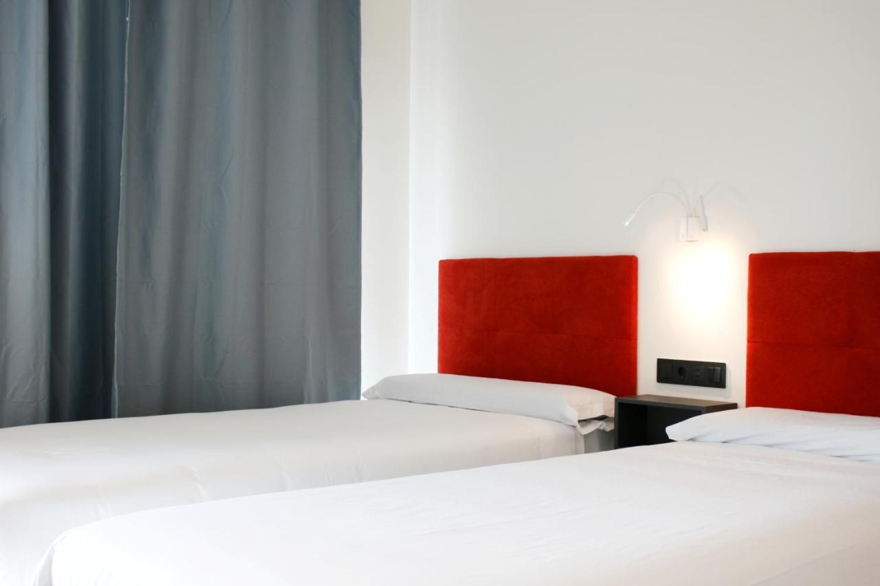 Tweepersoonskamer met 2 Aparte Bedden