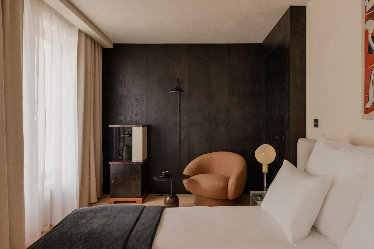 Deluxe Double or Twin Room with Balcony