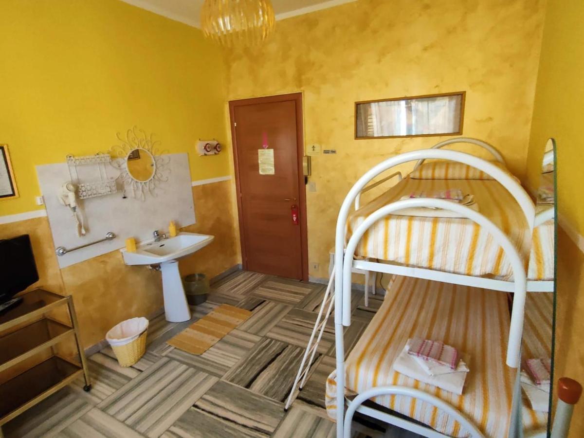 Twin Room with External Bathroom