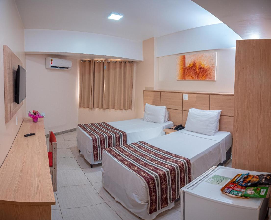 Quarto Twin Standard