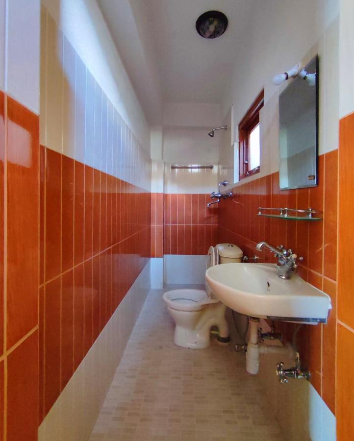Standard Twin Room,1747001559:JPEG