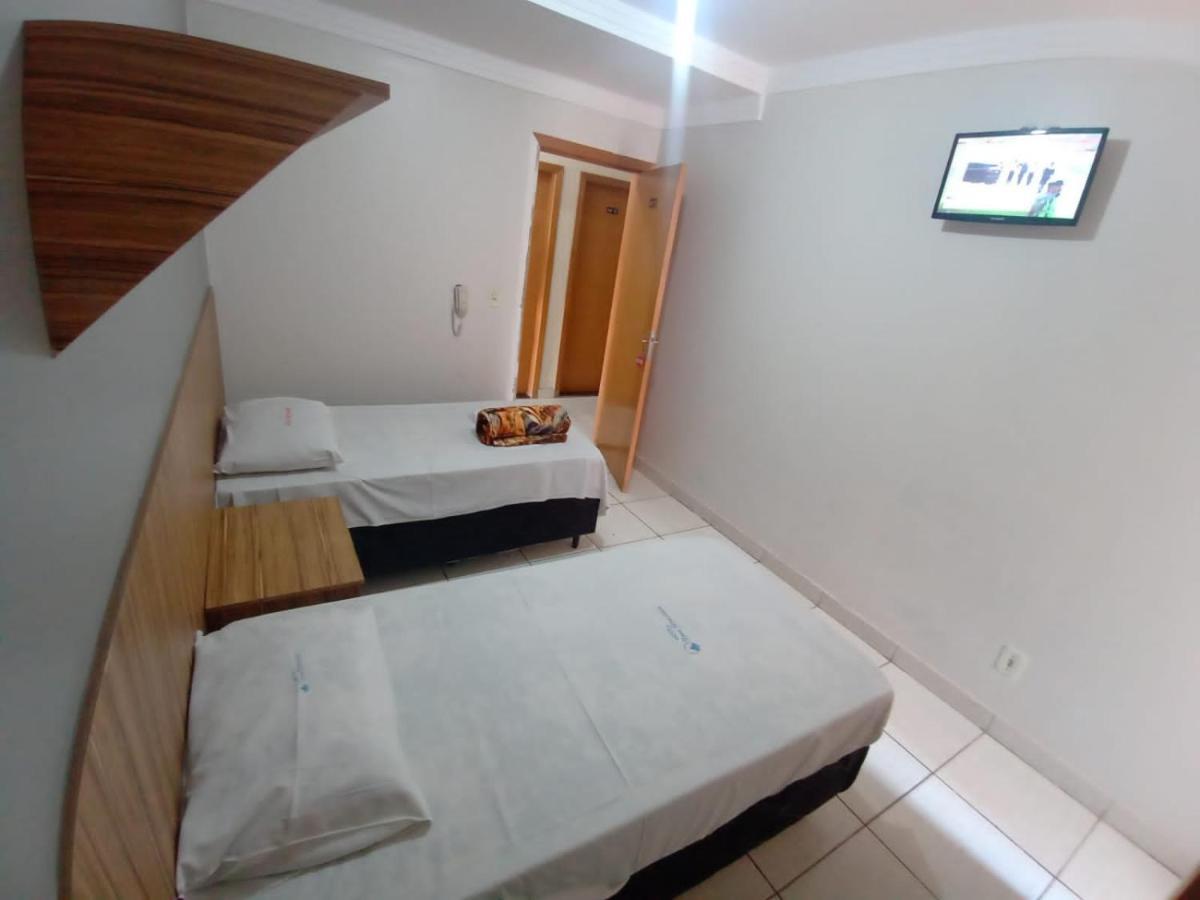Quarto Individual com Banheiro