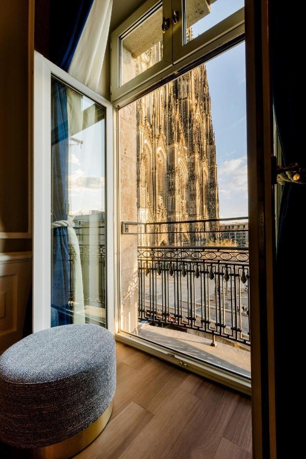 Suite - Vue sur Cathédrale