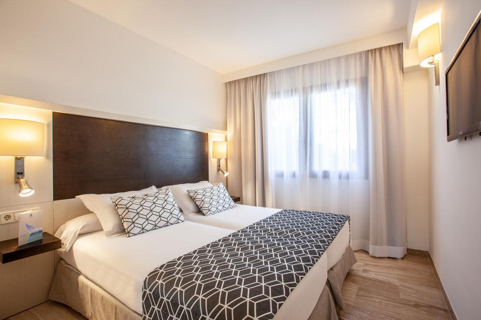 Appartement met 1 Slaapkamer en Uitzicht op Zee (2 Volwassenen + 2 Kinderen)