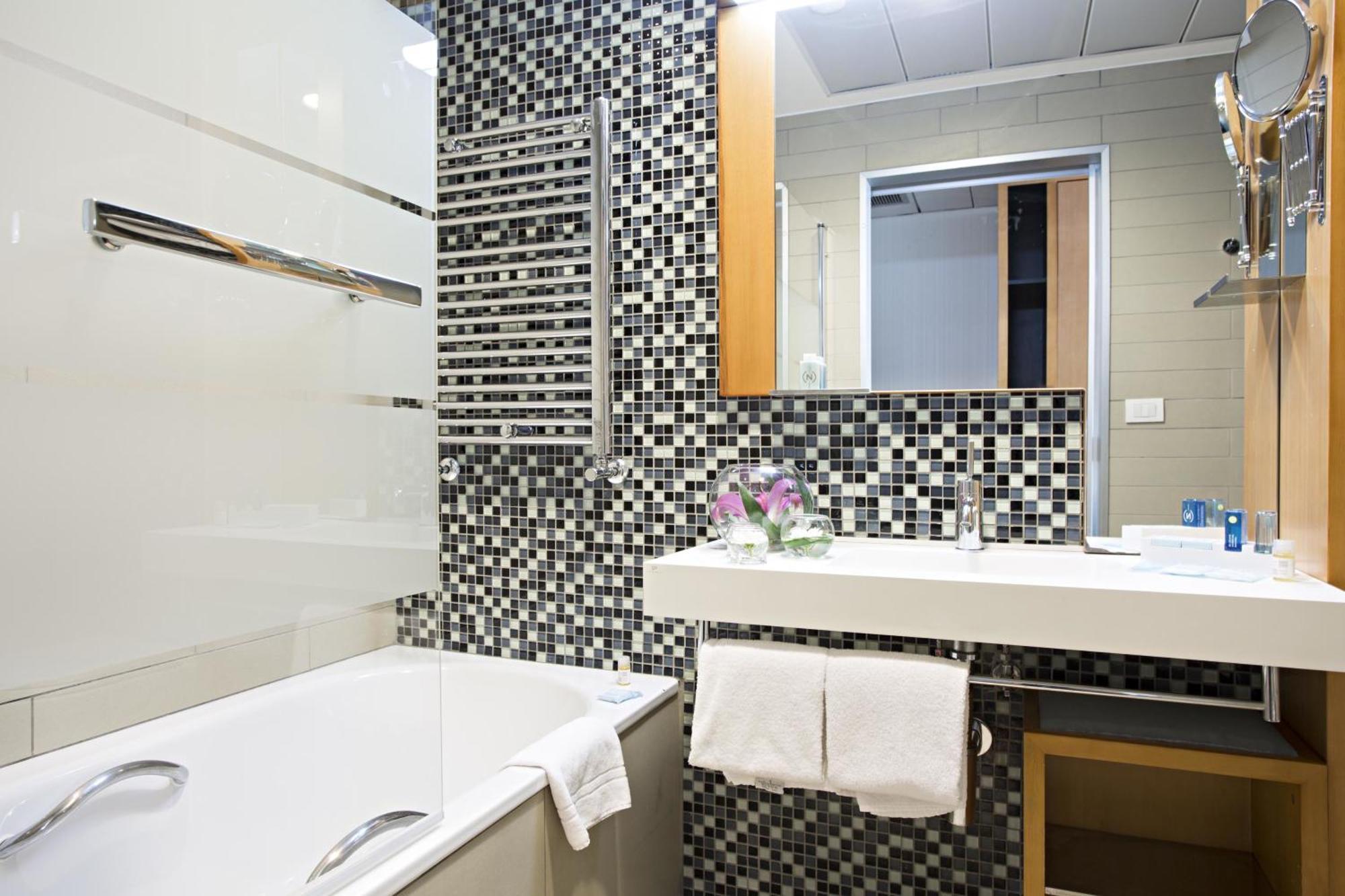 Classic Room with Balcony,1209529603:JPEG