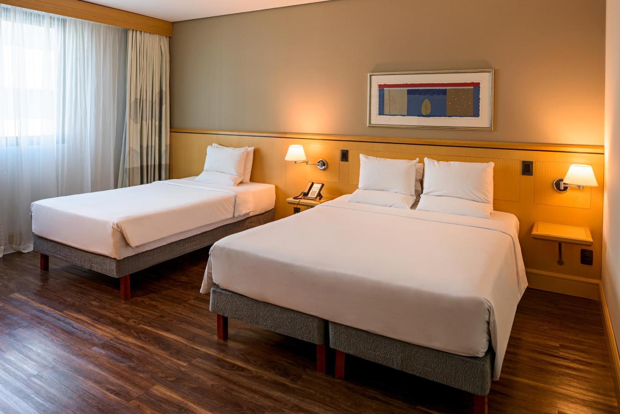 Standard Room with One Double Bed and One Single Bed,1717010594:JPEG