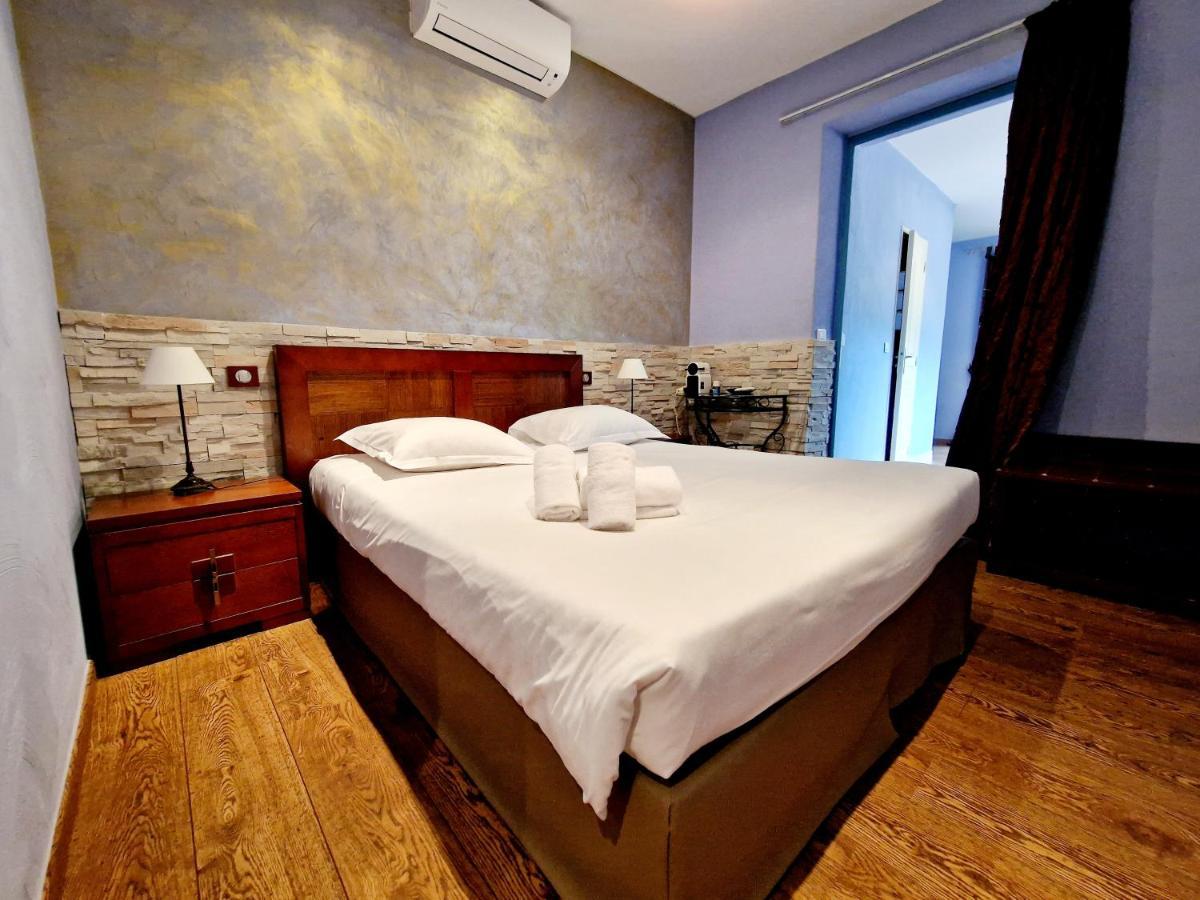 Chambre Quadruple - Vue sur Montagnes
