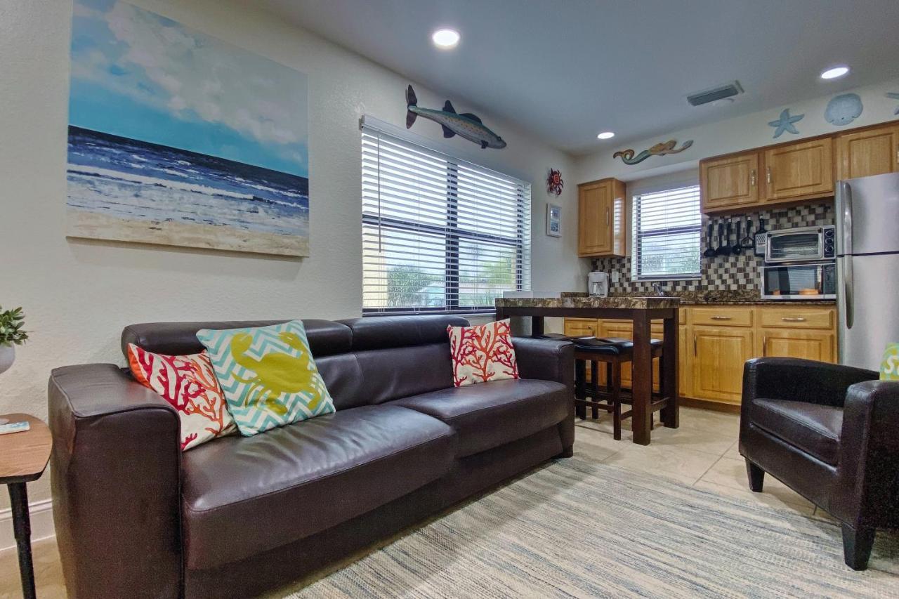 One Bedroom Apartment