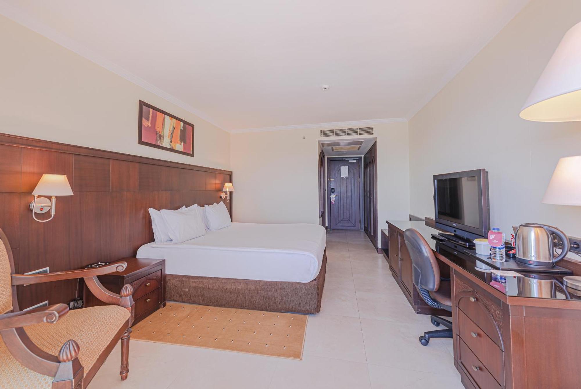 Habitación Estándar con 1 cama extragrande y vistas al mar