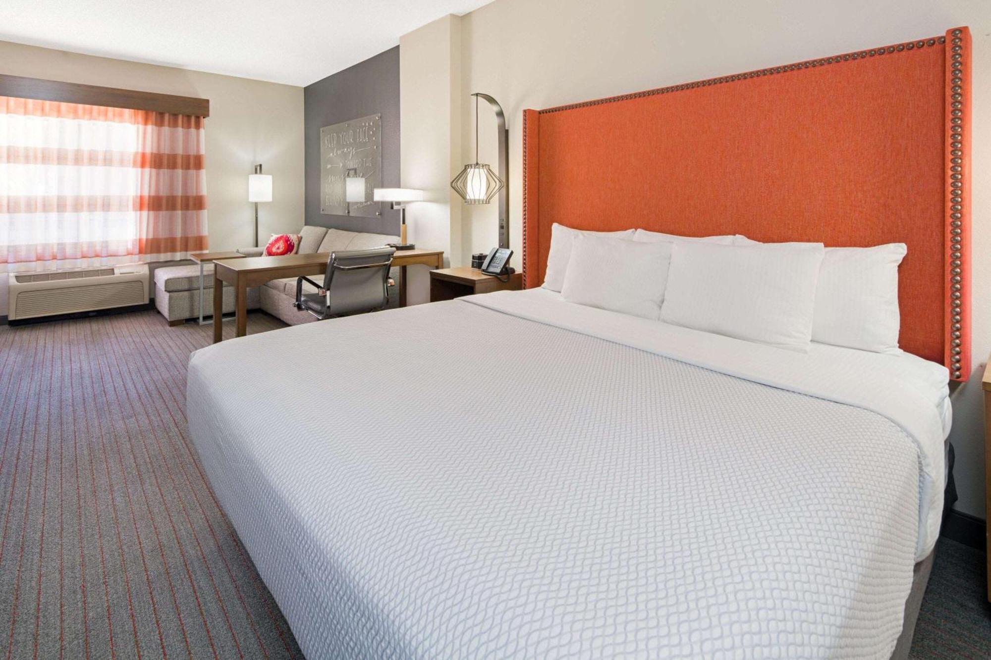 Executive King Room