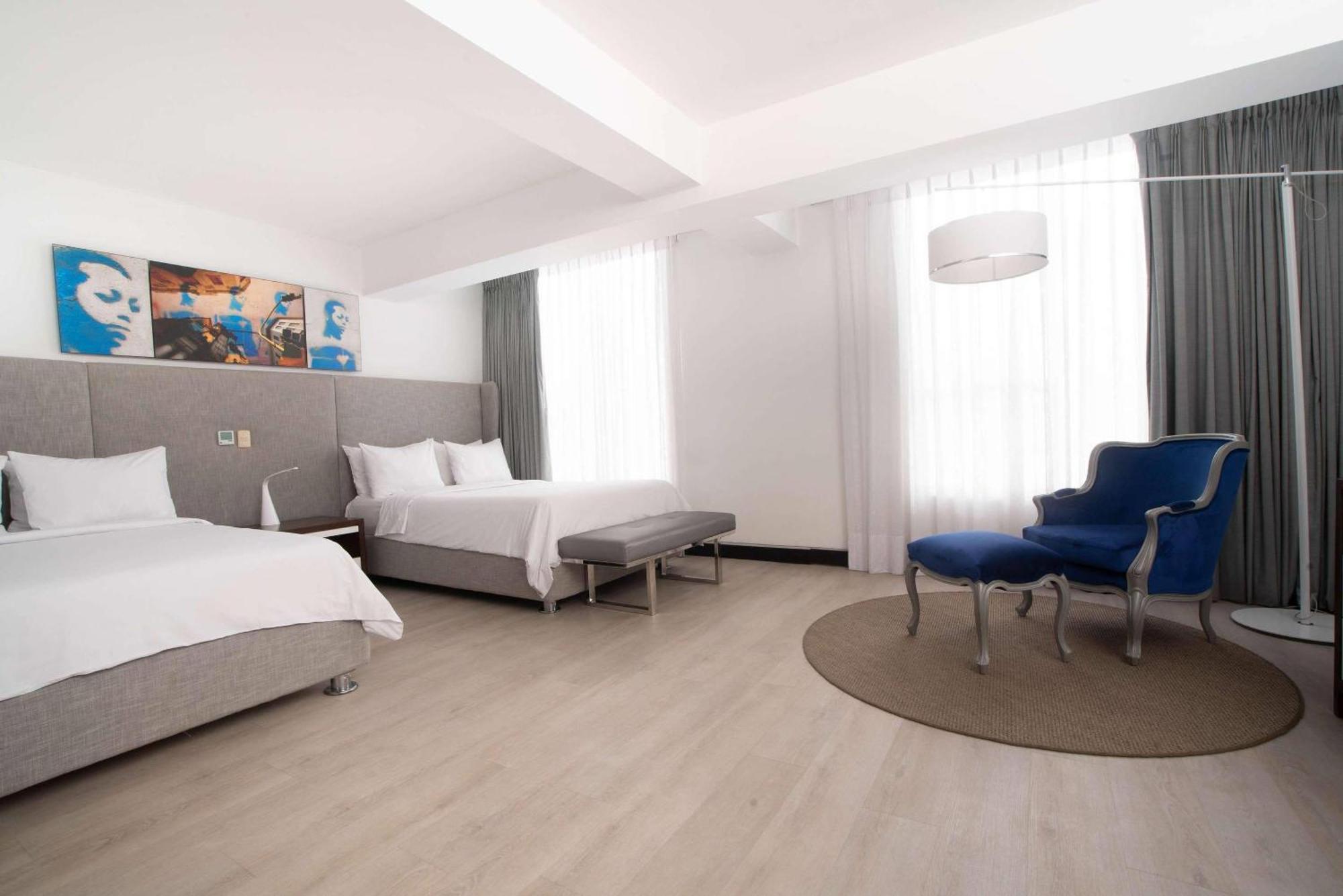 Studio Suite with Two Double Beds