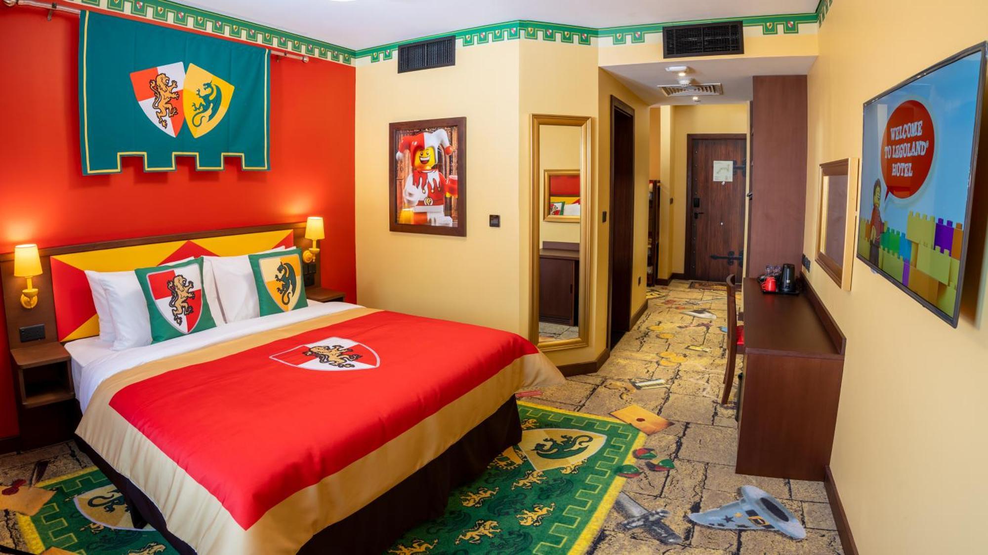 Kingdom Themed Room with Complimentary Park Access, Breakfast, Creative Workshops, In-Room Treasure Hunt and Kids Activities