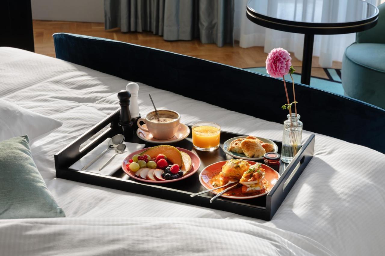 Double Junior Suite with panoramic sea view and balcony, on upper floors