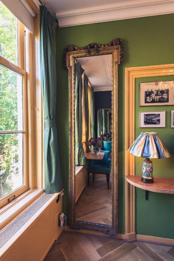 Zweibettzimmer mit Stadtblick