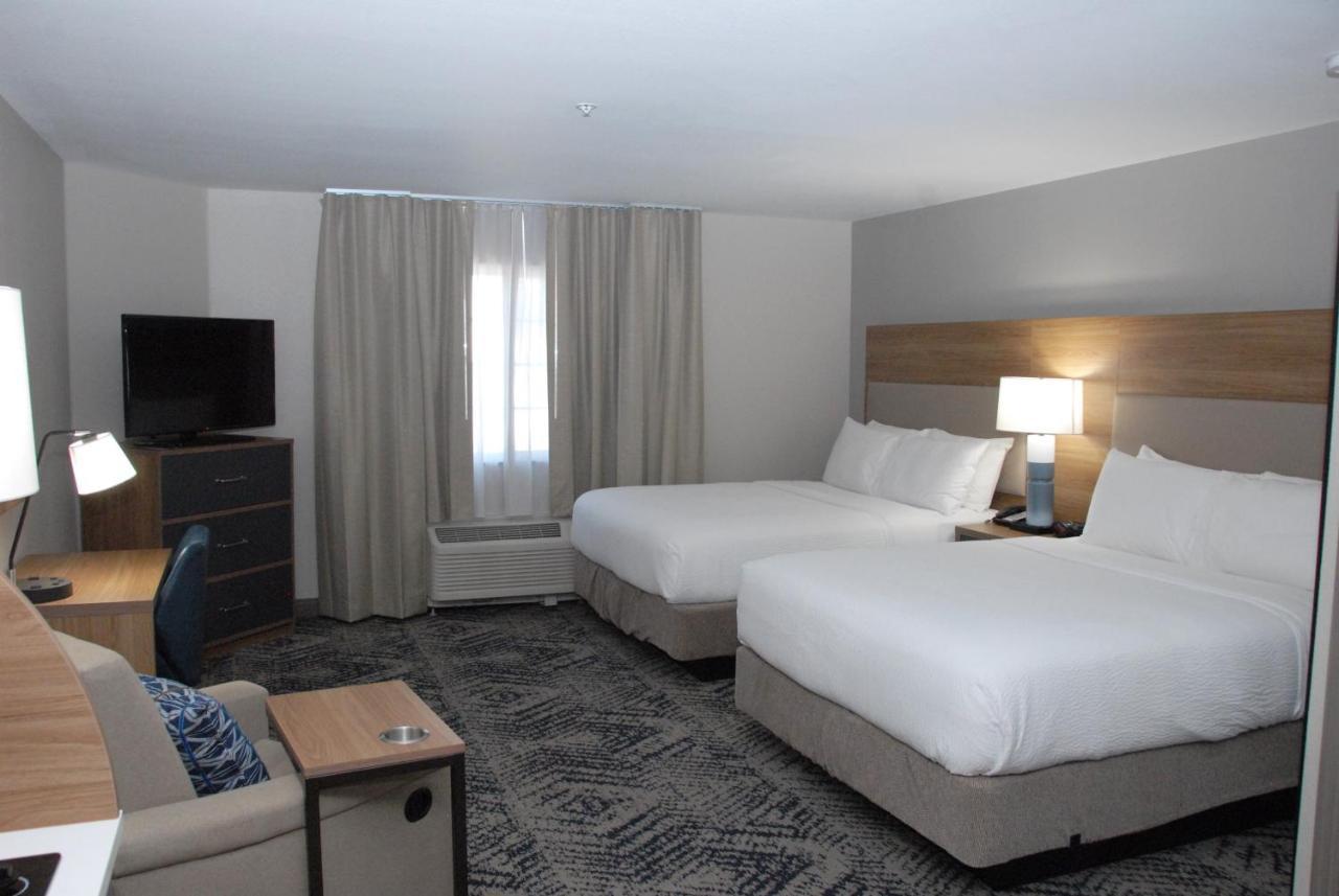 Studio Suite,1340373215:JPEG