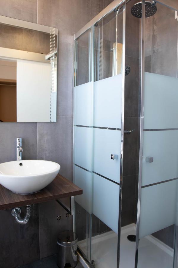 Quarto Duplo Standard