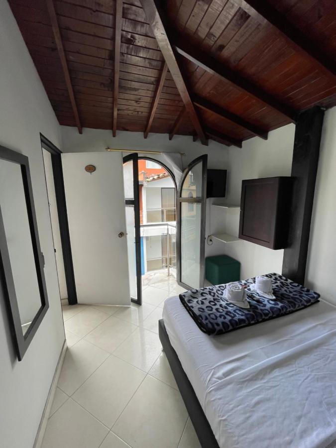 Double Room,1386849314:JPEG