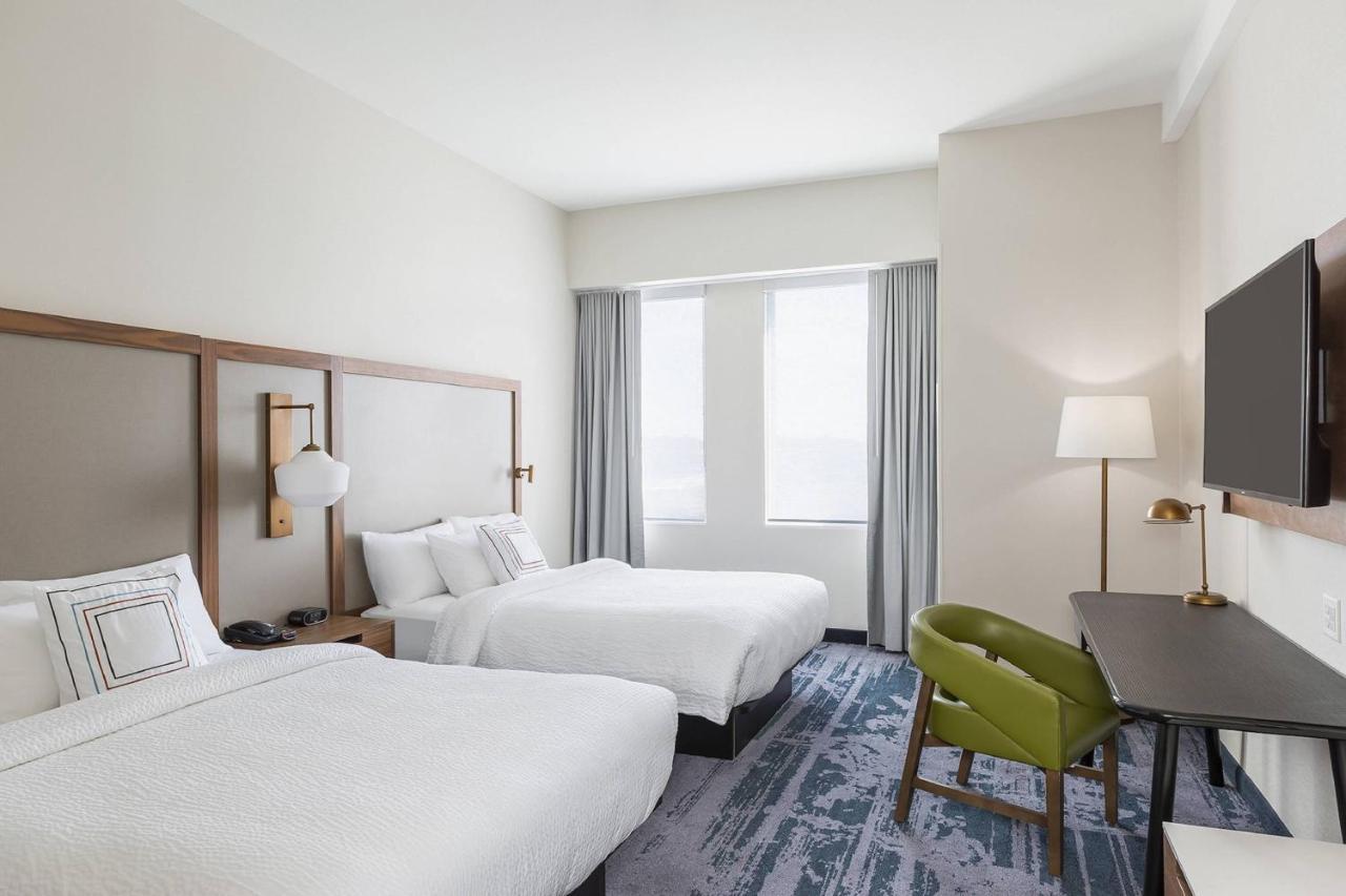 Queen Room with Two Queen Beds and River View - Hearing Accessible