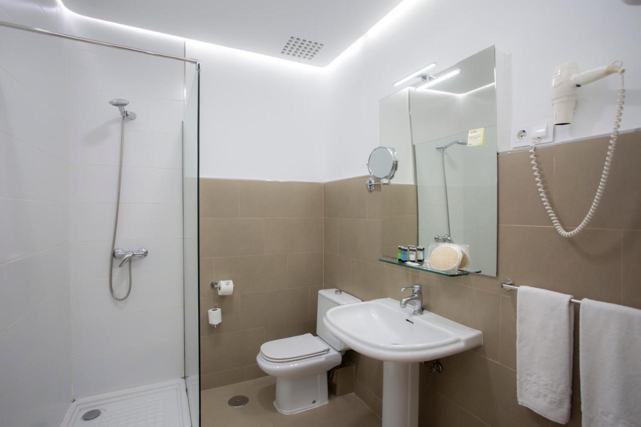 Quarto Duplo com Terraço