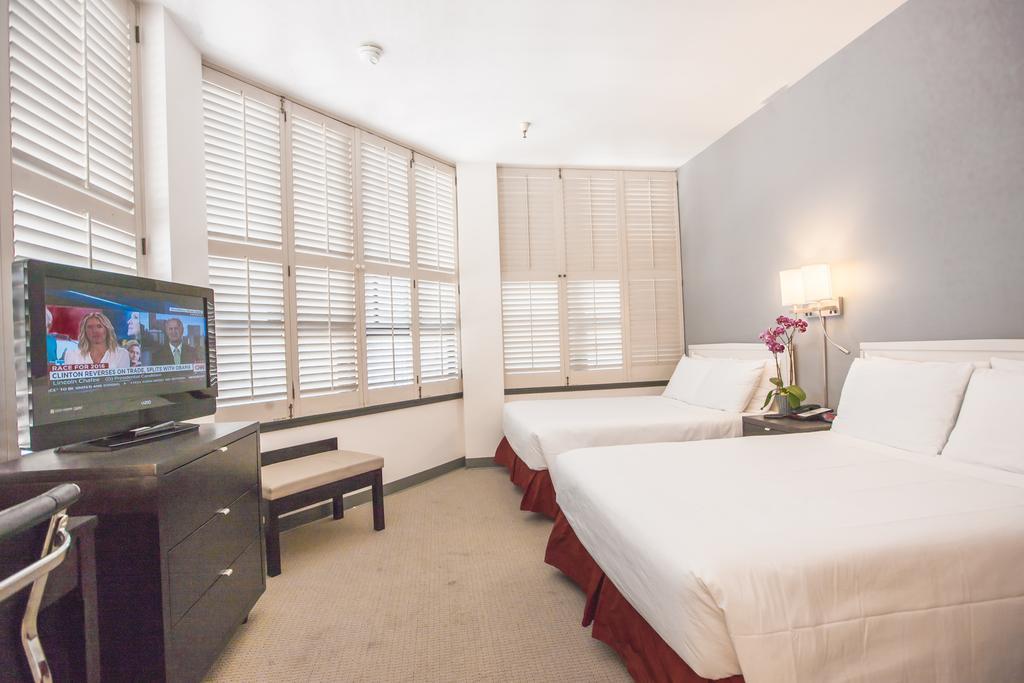 Chambre Double avec 2 Lits Doubles