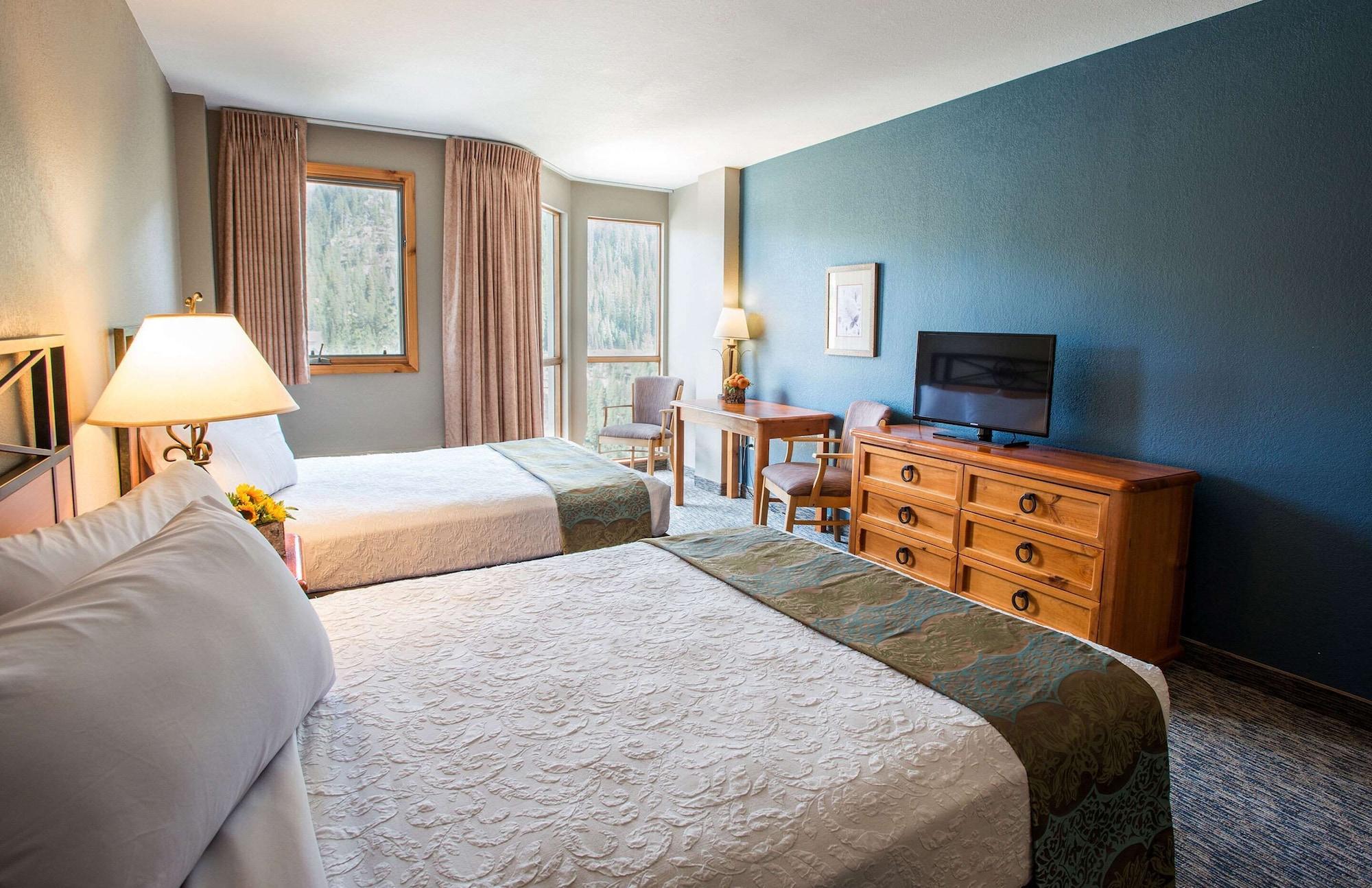 Standard Queen Room