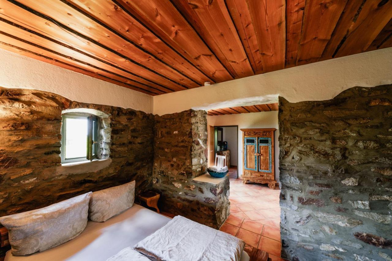 Double Room,1468977404:JPEG