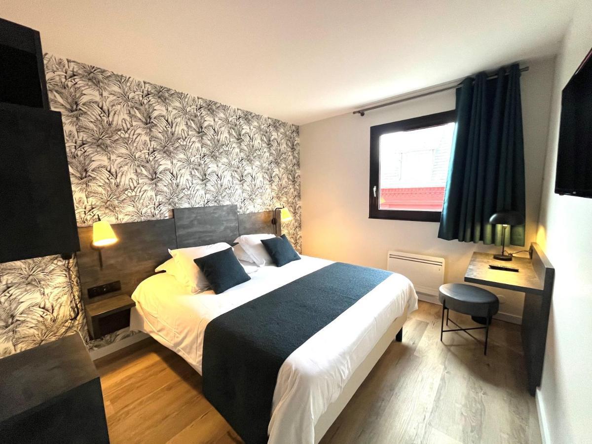 Chambre Double - Vue sur Rue
