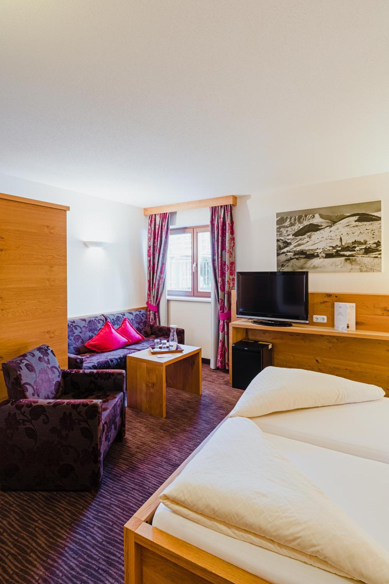 Double Room Terrace,1534442830:JPEG