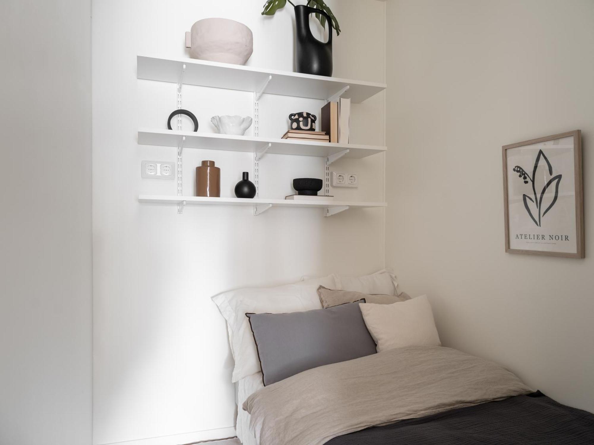 Twin Room,1502916946:JPEG