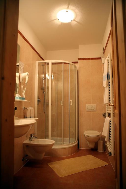 Appartamento con 2 Camere da Letto e Balcone