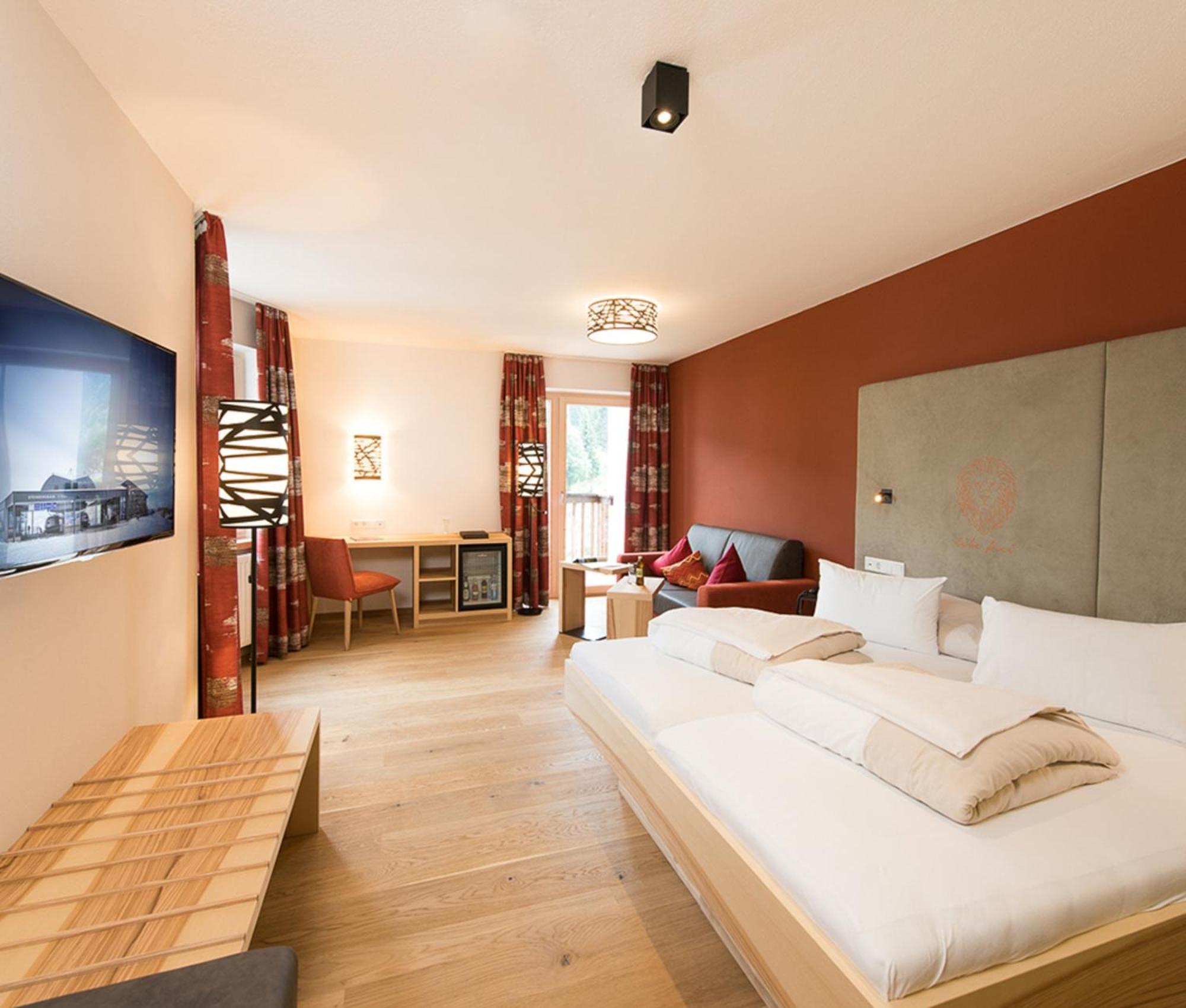 Family Suite,1588036522:JPEG
