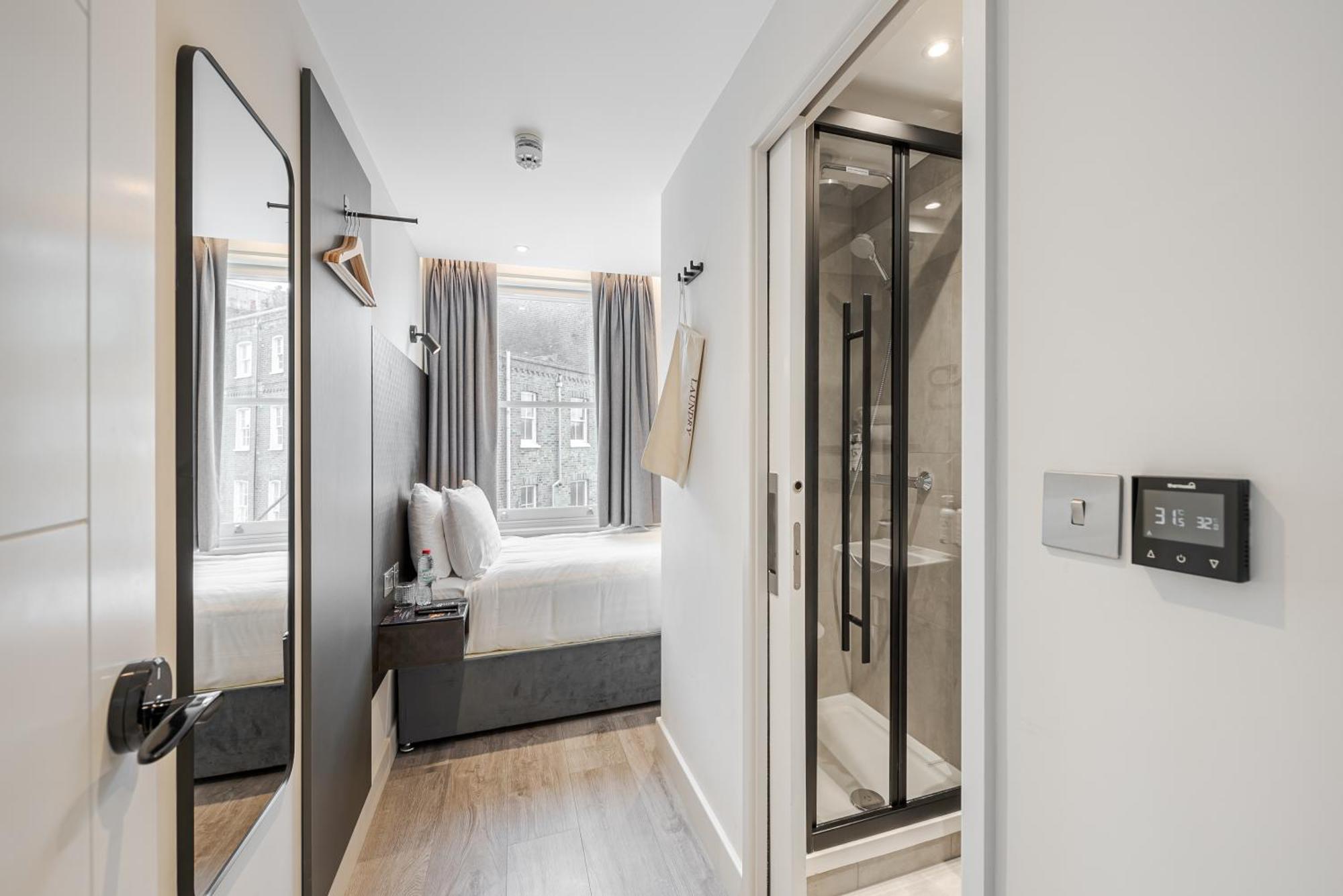 Compact Single Room