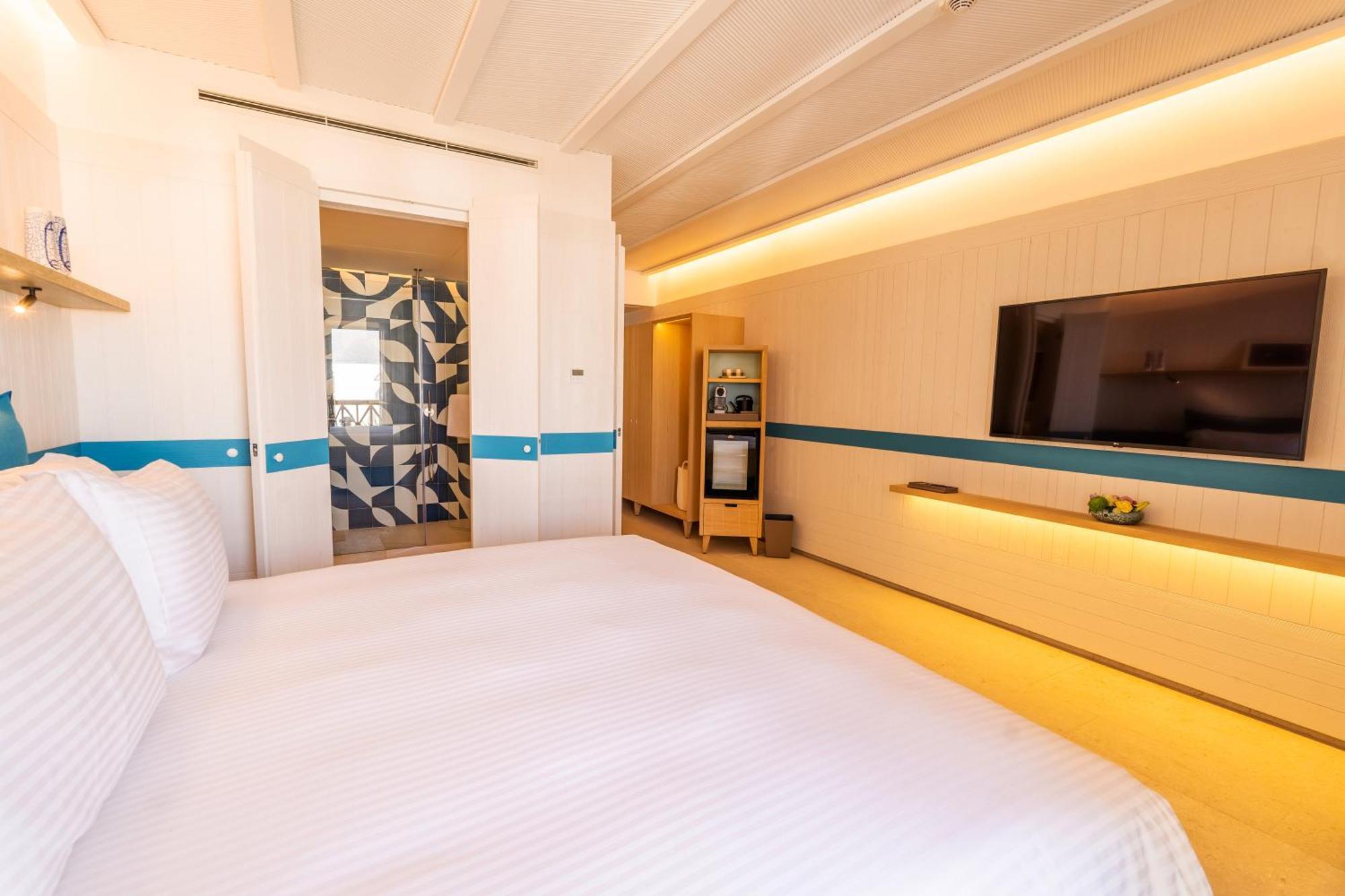 King Deluxe con Vista Piscina