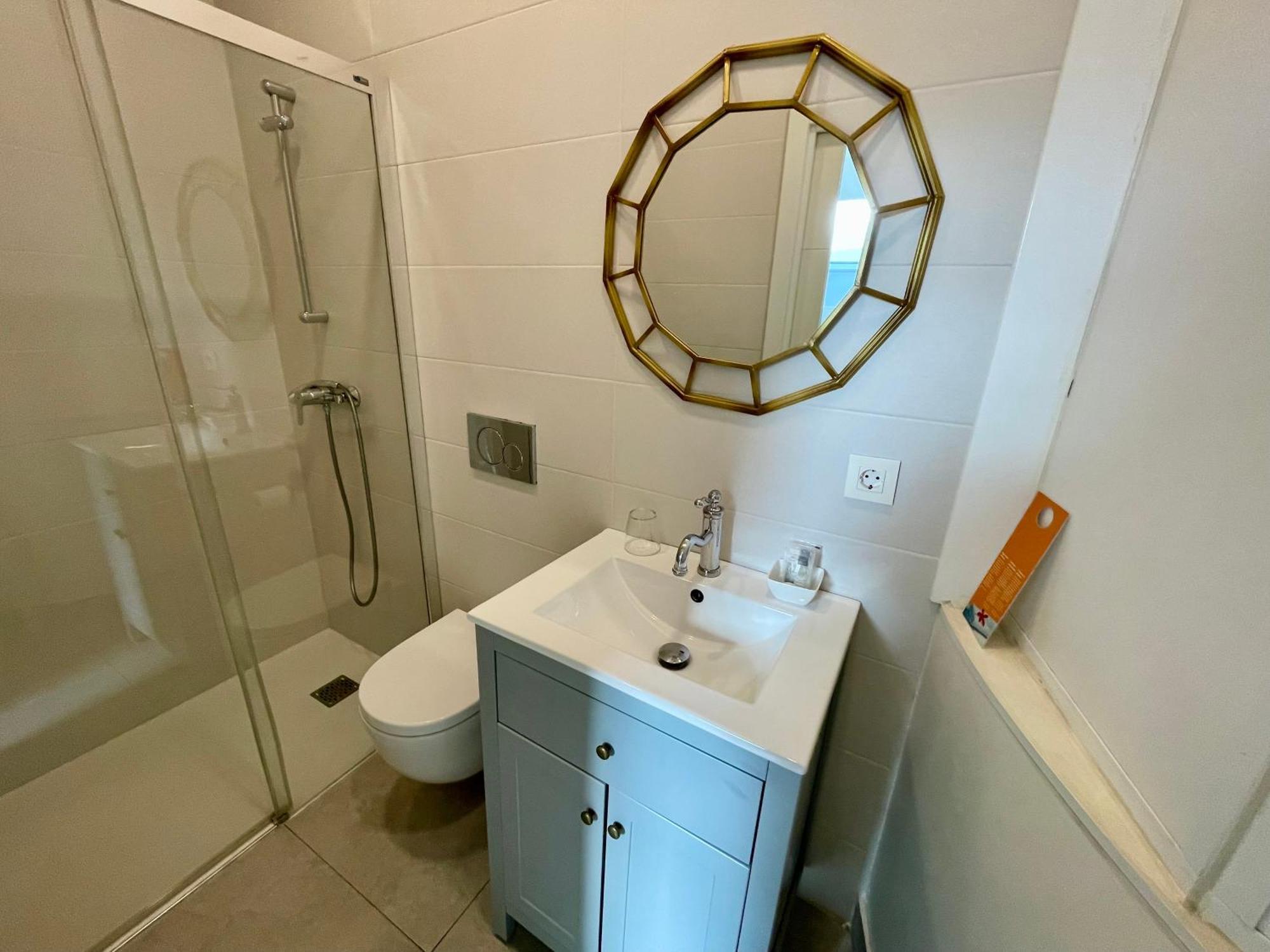 Habitación Triple con ducha - Ático