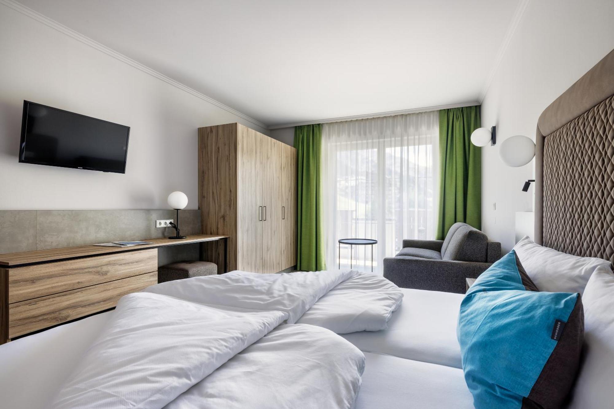 Standard Double Room with Balcony,1544078938:JPEG