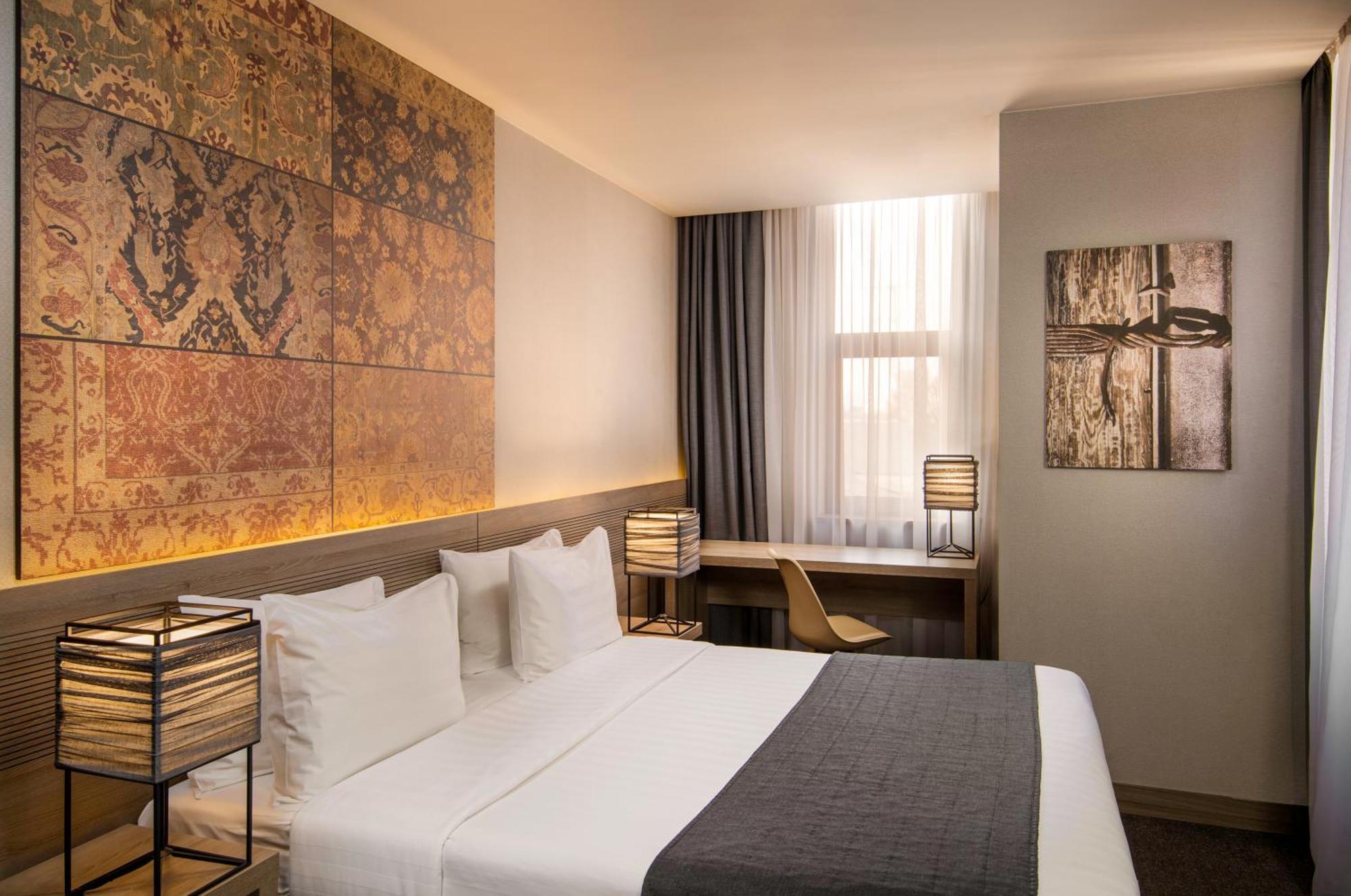 Standard Double or Twin Room,1546678282:JPEG