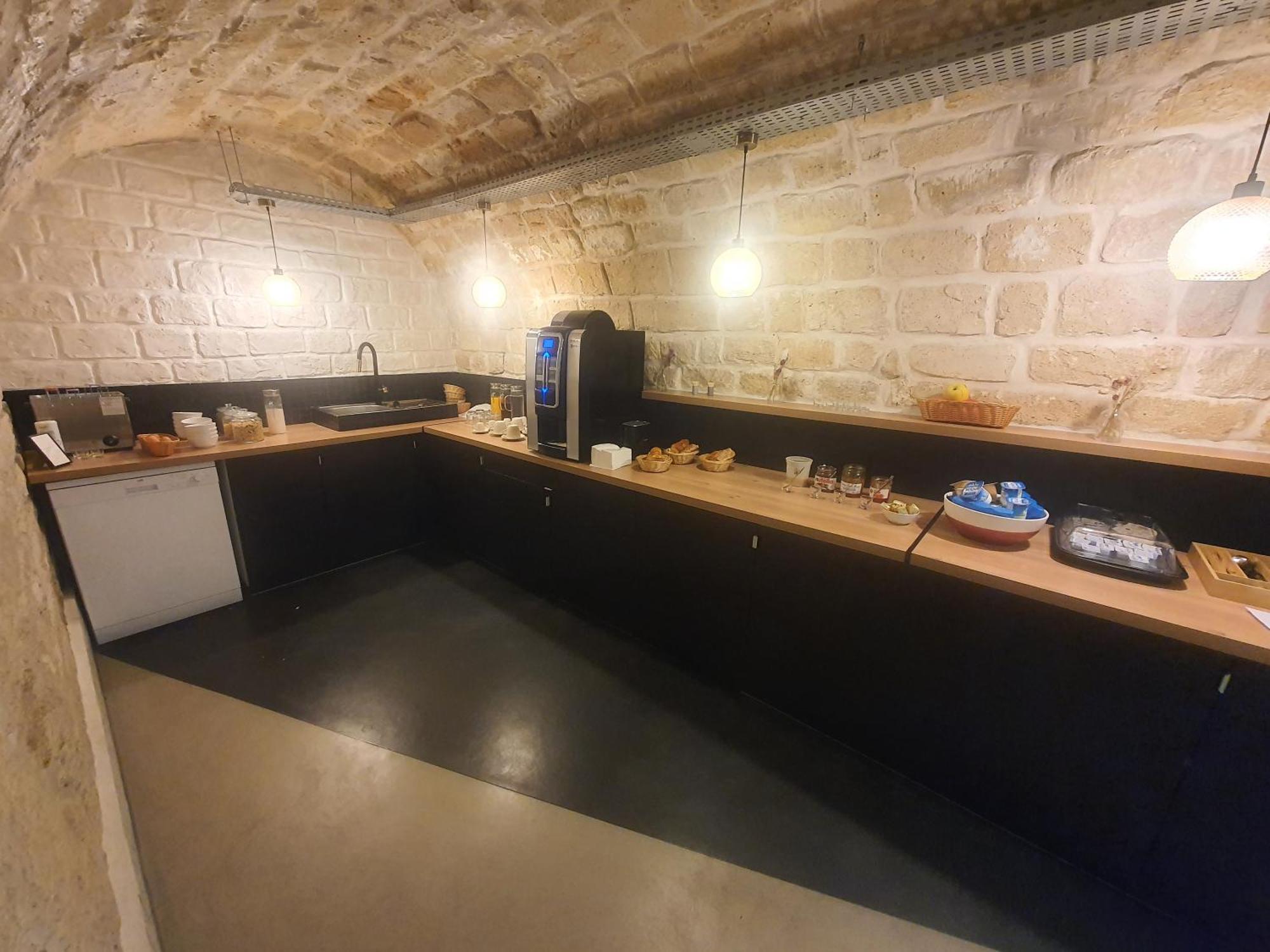Triple Room,1605379175:JPEG